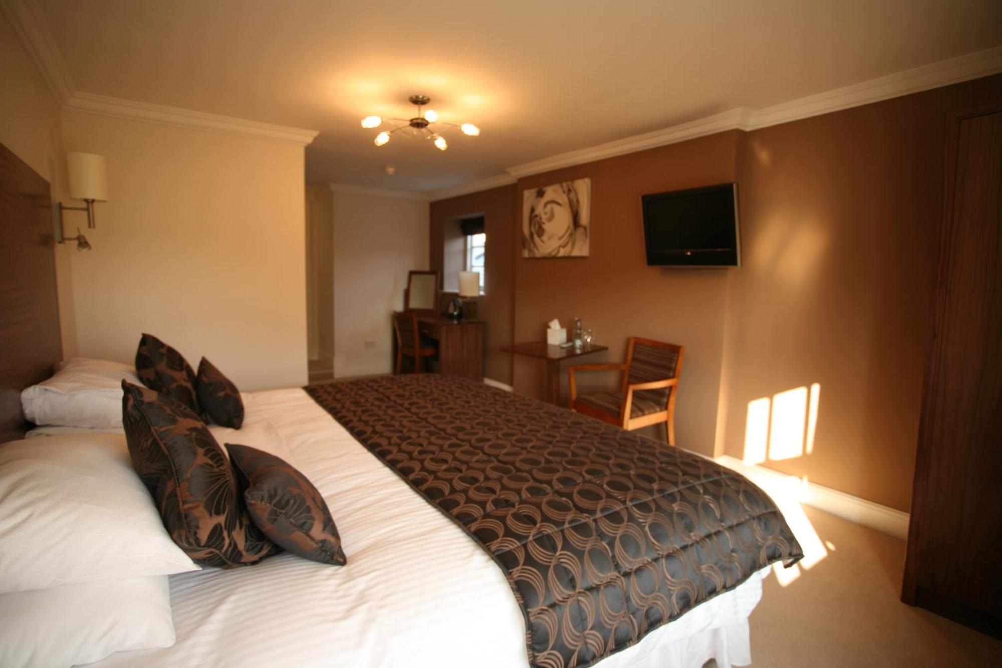 Fishmore Hall Hotel And Boutique Spa Лъдлоу Екстериор снимка